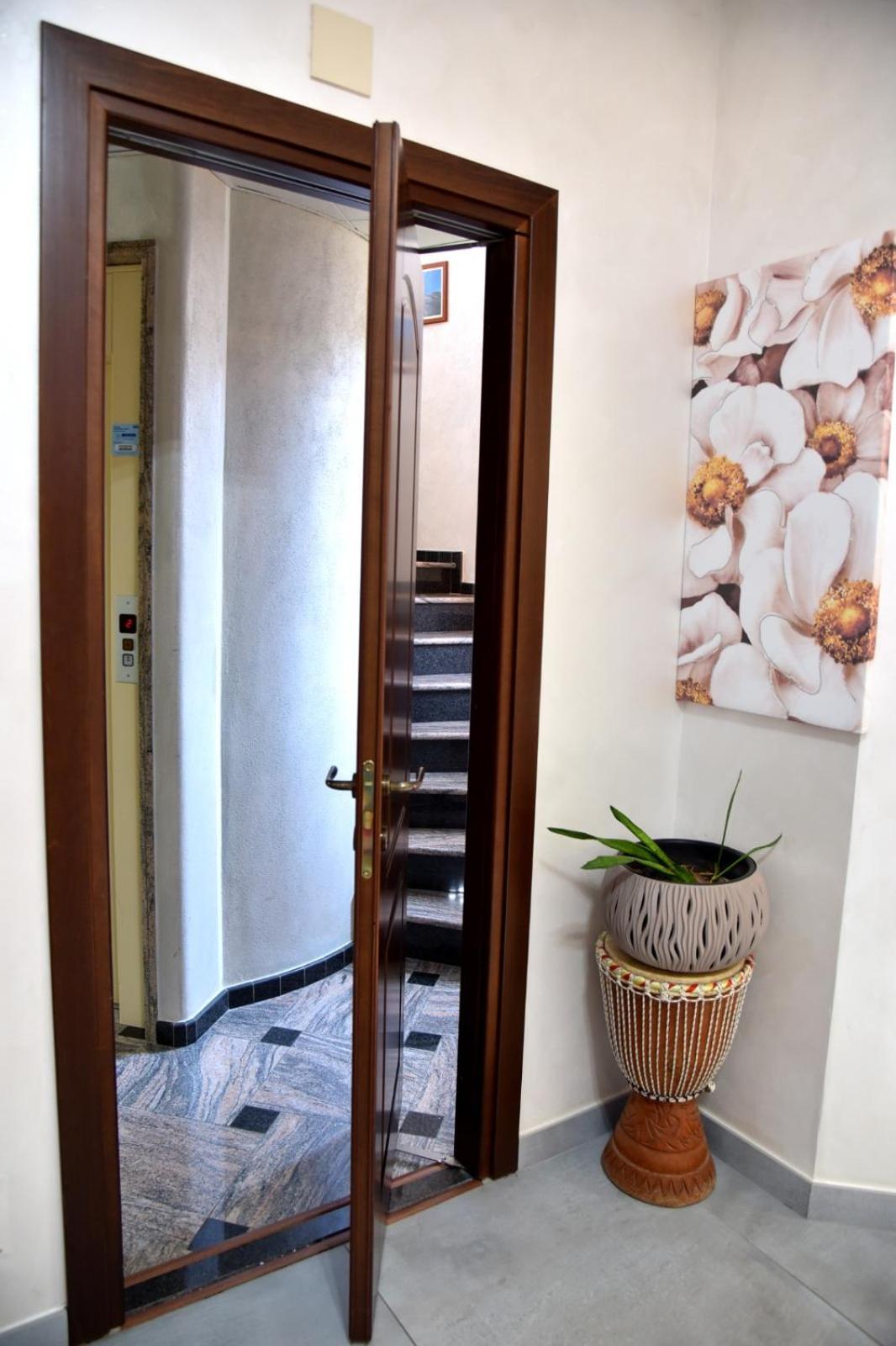 Hotel Sirio Rotonda Buitenkant foto