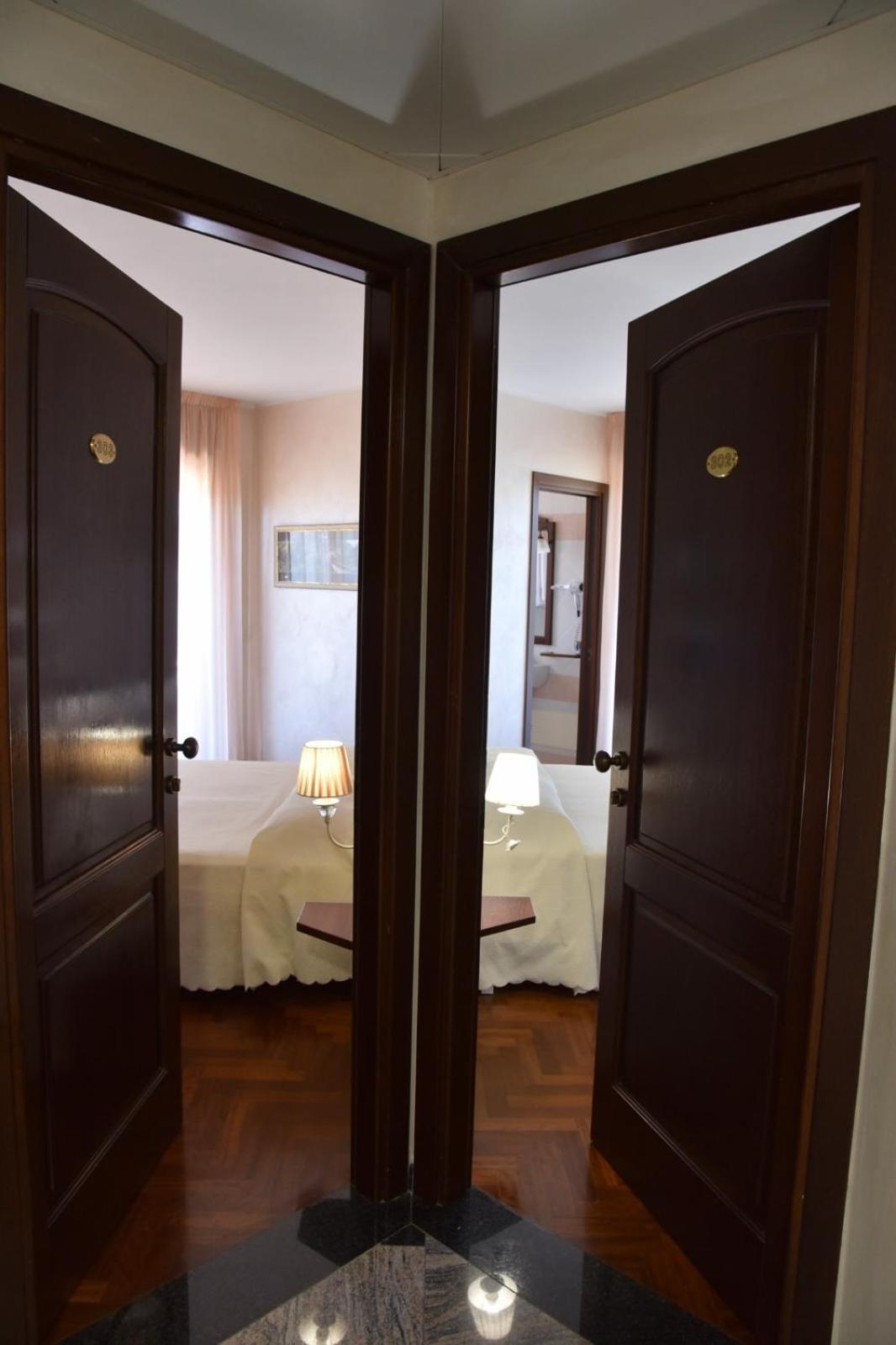 Hotel Sirio Rotonda Buitenkant foto