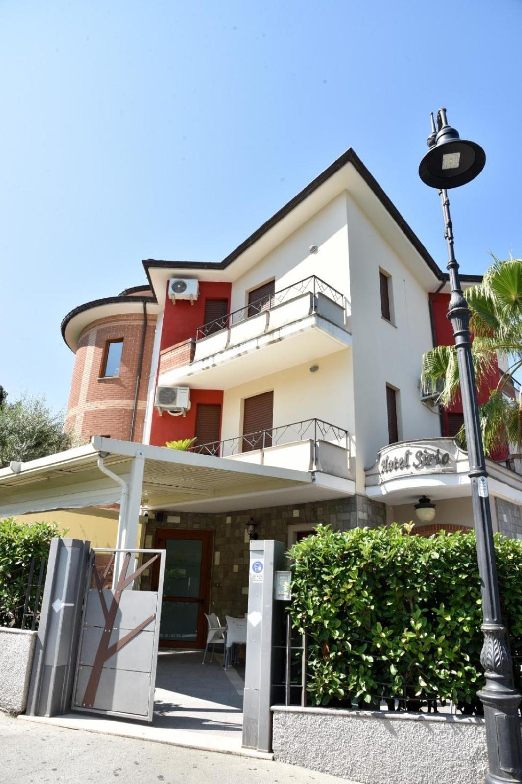 Hotel Sirio Rotonda Buitenkant foto